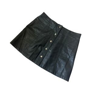 Forever 21 A-Line Mini Skirt Black Vegan Leather Snap-Button Women’s M